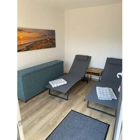 Semesterbostad Cosy With Terrace *